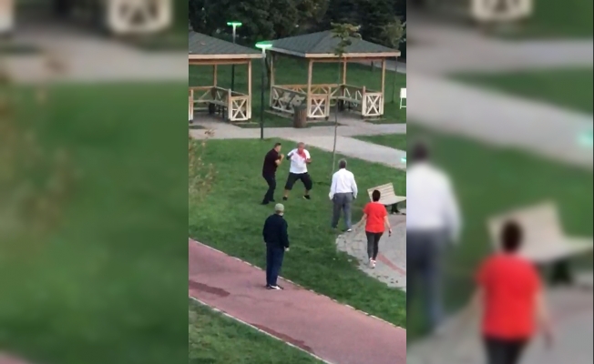 Bursa’da çimlere basma kavgası