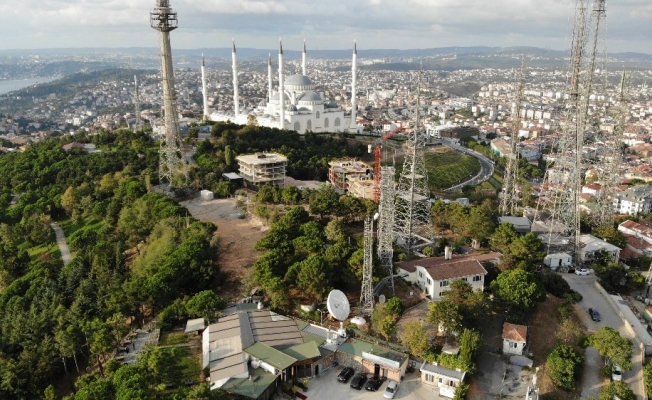 Çamlıca Tepesi’ndeki anten vericiler sökülmeye başlandı