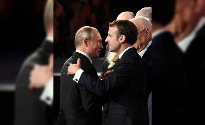 Putin ve Macron’dan telefon görüşmesi