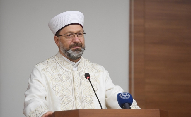 Ali Erbaş: “İyiliğin de, huzurun da teminatı olmamız gerekiyor”