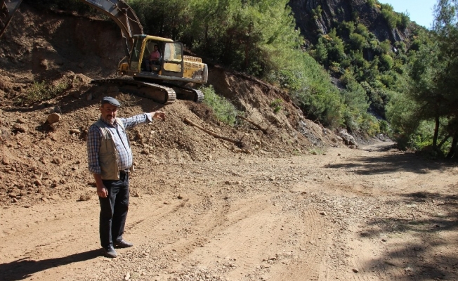Aşağı Kayacık Muhtarı Yaşar’dan Çerçioğlu’na yol teşekkürü