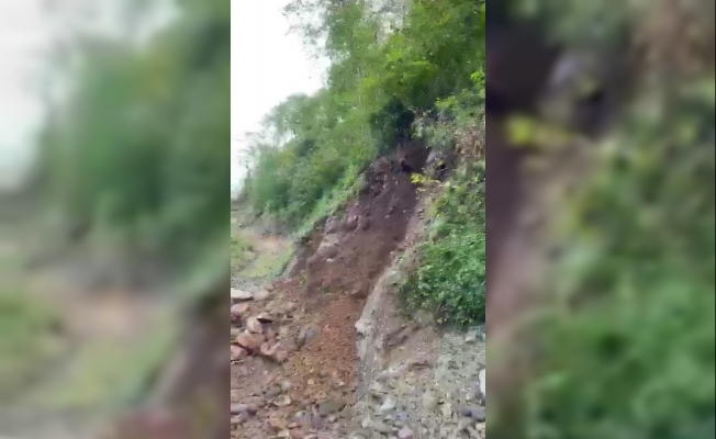 Heyelan anı cep telefonu kameraları ile kaydedildi