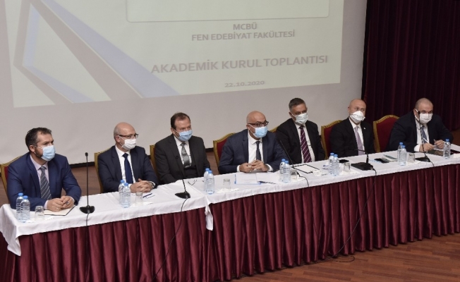 Rektör Ataç Fen Edebiyat Fakültesinde incelemelerde bulundu