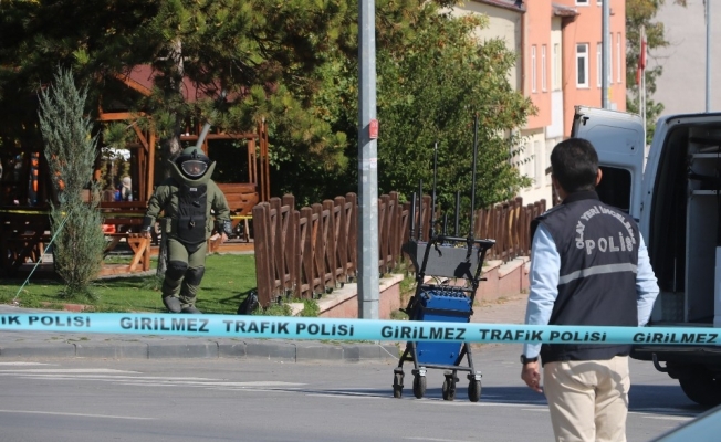 Uyarıları hiçe sayan meraklı vatandaştan ilginç tepki