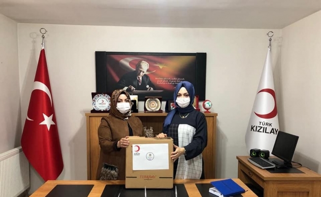 50 kilogram siyezden elde ettikleri kurabiyeleri deprem bölgesine gönderdiler