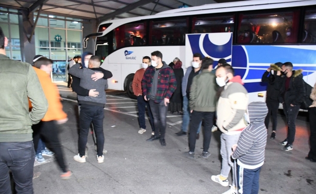 Aksaray’da asker uğurlamasında korona virüs tedbirleri yok sayıldı