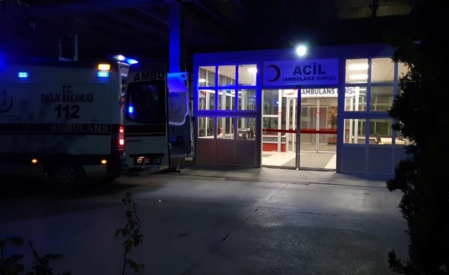 İşe giden karı kocaya önce şişe attılar, sonra bıçakla yaraladılar