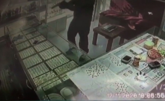 Kuyumcuyu vuran gözü dönmüş gaspçılar yakalandı