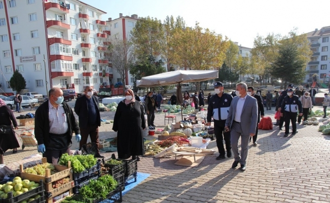 Sungurlu’da zabıta ekipleri korona virüs denetimi yaptı