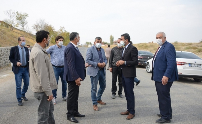 Yazıhan’da yol sorunları çözülüyor