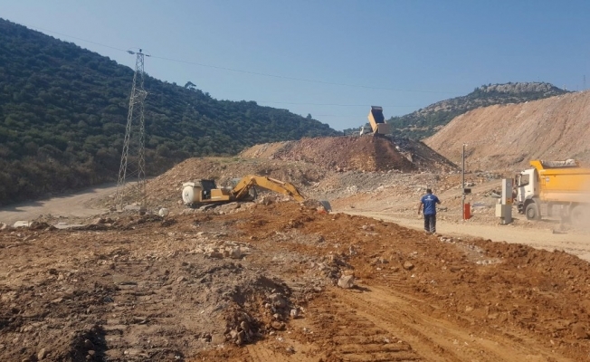 247 futbol sahası büyüklüğünde hafriyat bertaraf edildi