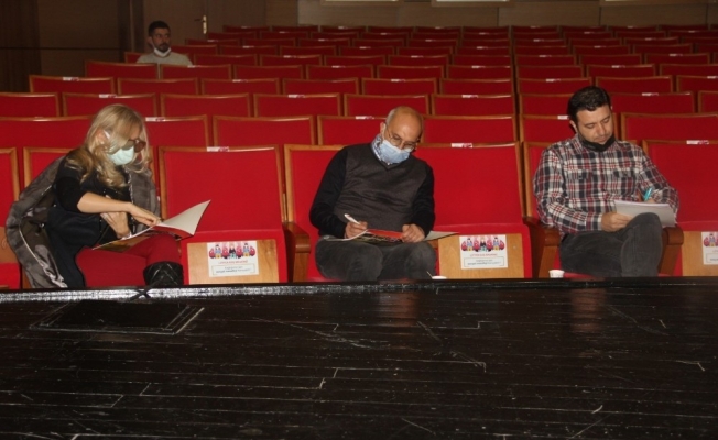 ‘Bana Türkünü Söyle’ yarışmasında final heyecanı