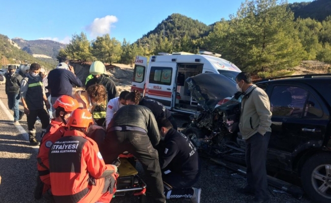 Seydikemer’de trafik kazası:1 yaralı