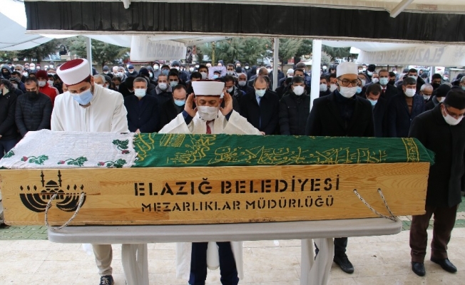 Kazada hayatını kaybeden 12 yaşındaki Sude, son yolculuğuna uğurlandı