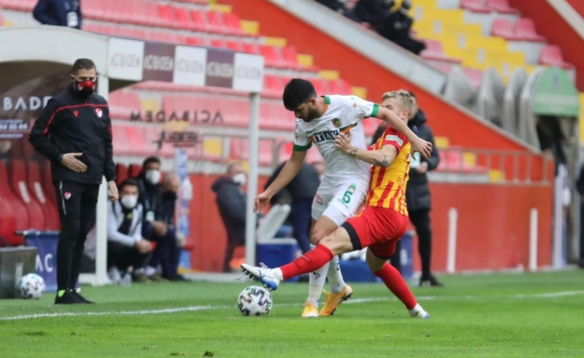 Alanyaspor Kayseri deplasmanından 1 puanla döndü