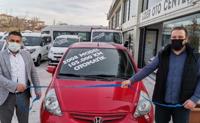 Korona salgınında ’halatlı’ ve ’bijon’lu araba pazarlığı