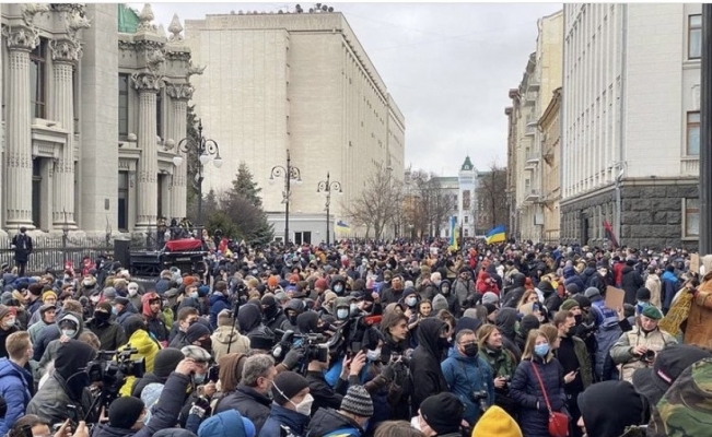 Ukrayna’da aktiviste verilen hapis cezası protestoları devam ediyor