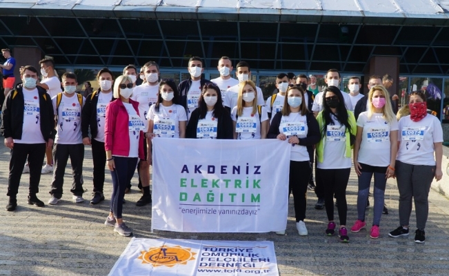 AEDAŞ çalışanları, Runatolia Maratonu’nda omurilik felçlileri için koştu
