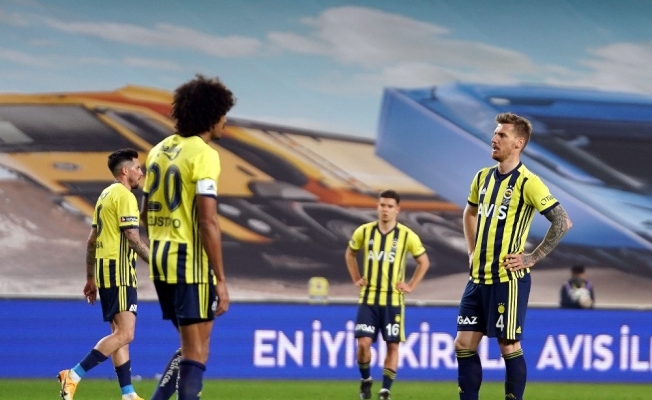 Fenerbahçe bu sezon 6 mağlubiyet ile rekor kırdı