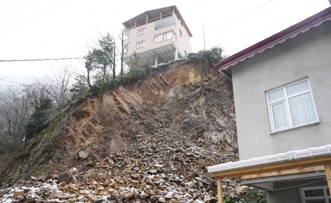 Heyelana kalbi dayanmadı