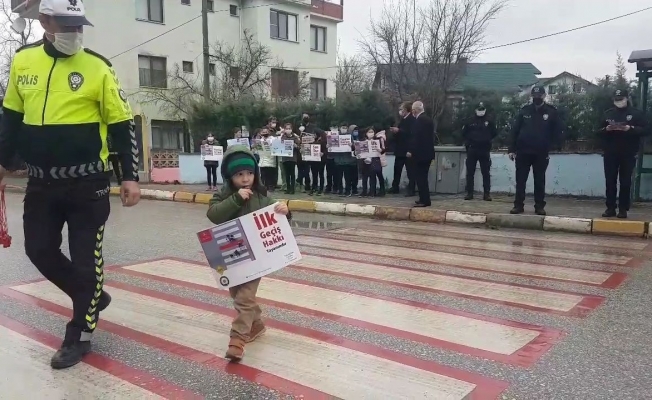 Kırmızı çizgi uygulamasında sürücüler ve vatandaşlar bilgilendirildi