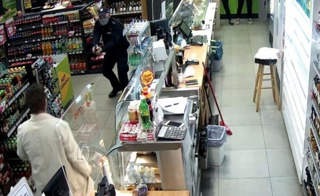 Polonya’da polis, soyguncuyu bacağından vurarak etkisiz hale getirdi