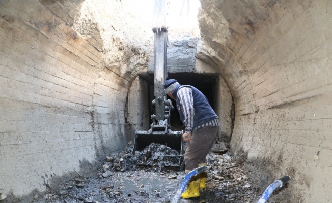 Sulama kanalındaki temizlik tamamlandı, 137 kamyon çöp çıktı