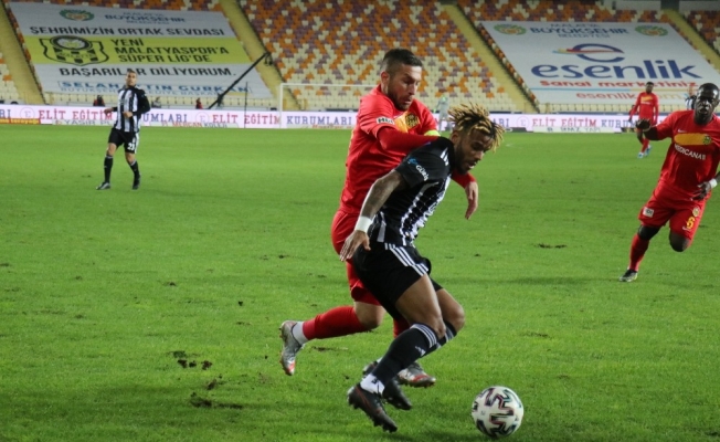 Süper Lig: Yeni Malatyaspor: 0 - Beşiktaş: 0 (İlk yarı)