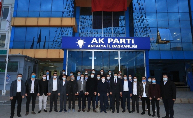 Tütüncü: &quot;Partimiz gençlere siyaset alanı açtı&quot;