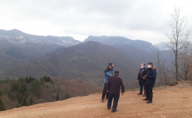 Yol bir anda yok oldu