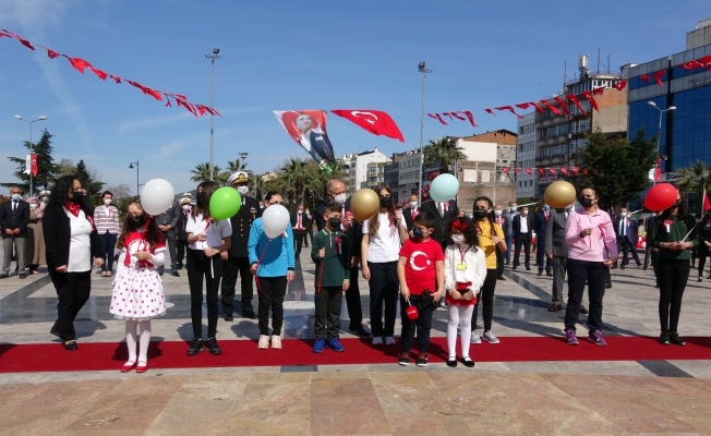 23 Nisan’da gökyüzüne balonlar bırakıldı