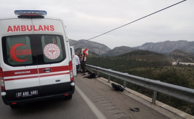 Antalya’da hız motosikleti kazası: 2 ölü