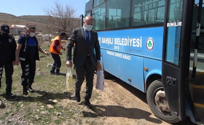 Bahşılı’da bin aileye yağ ve un dağıtıldı
