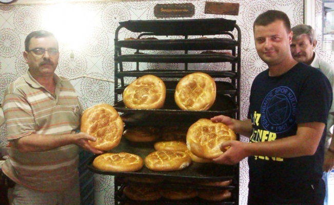 Erdek’te Ramazan pidesi 4 lira
