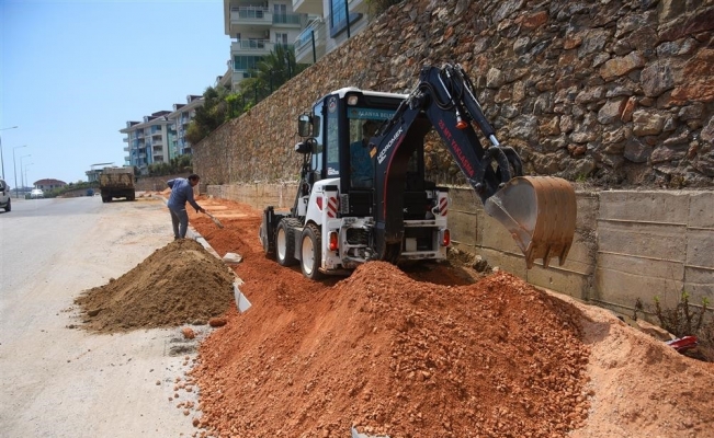 Hayri Doğan Caddesi yenileniyor