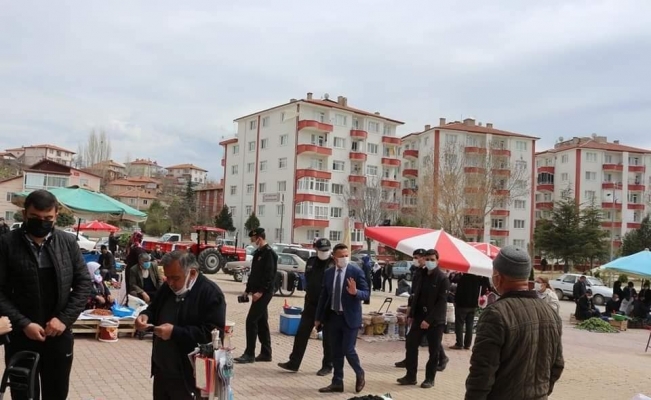 Kaymakam Görmüş sebze pazarını denetledi