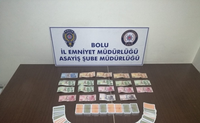 Kumarhaneye çevrilen evde suçüstü yakalananlara 10 bin lira ceza