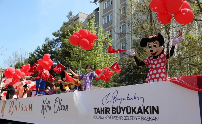 Şehir tiyatroları çocuklara bayram havası yaşattı