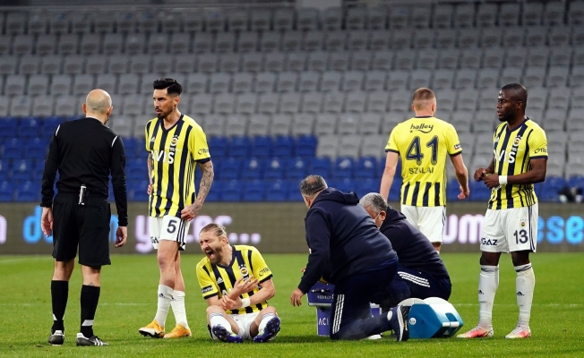 Süper Lig: Medipol Başakşehir: 1 - Fenerbahçe: 2 (Maç sonucu)