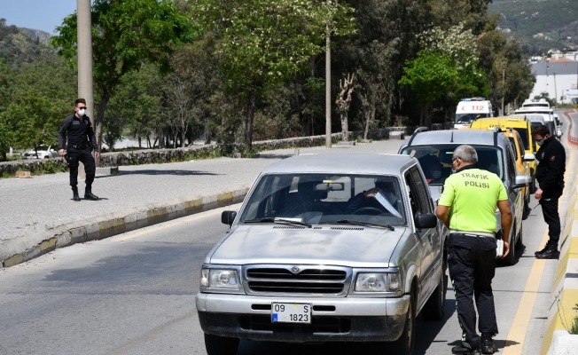 Tam kapanmanın ilk gününde Söke’de sıkı denetim