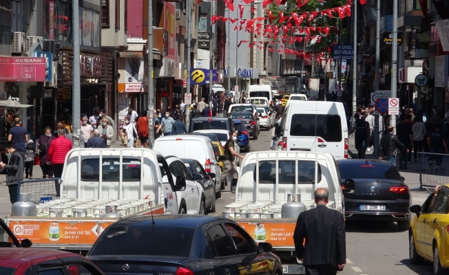 17 gün süren kapanmanın ardından yoğunluk yaşandı