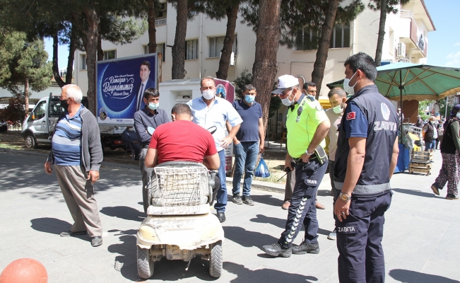 Açık kasa kamyonetin çarpıp kaçtığı engelli vatandaş yaralandı