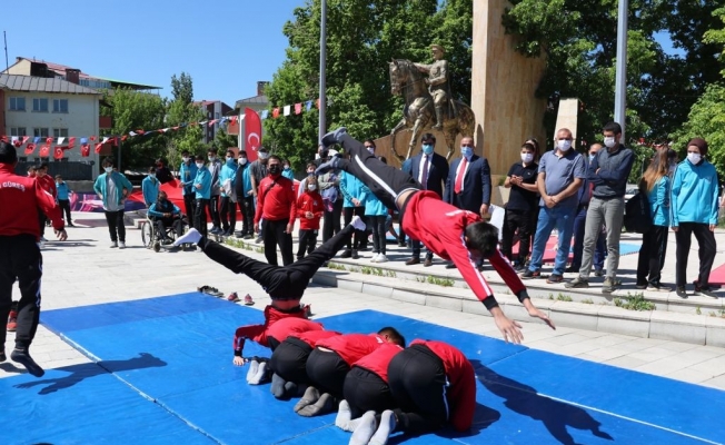 Ağrı’da 19 Mayıs Atatürk’ü Anma, Gençlik ve Spor Bayramı kutlandı