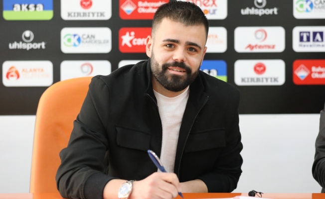 Alanyaspor’da ilk ayrılık