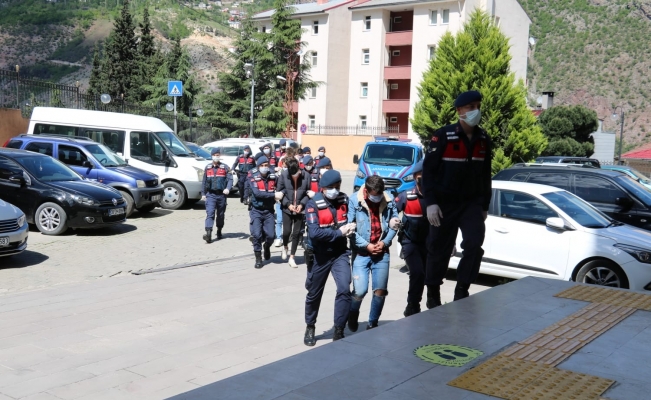 Artvin’de kablo ve rögar kapağı hırsızlığı