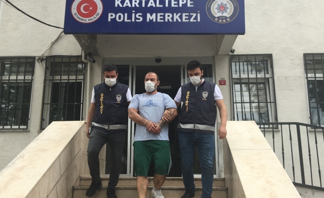 Bakırköy’de halk ekmek büfesini yakan şüpheli kamerada