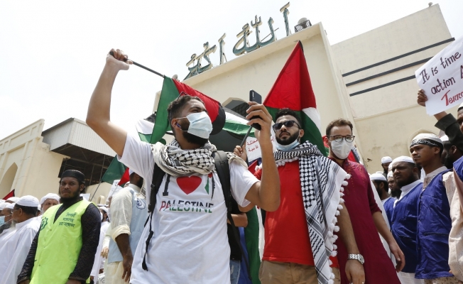 Bangladeş’te binlerce Müslümandan İsrail karşıtı protesto