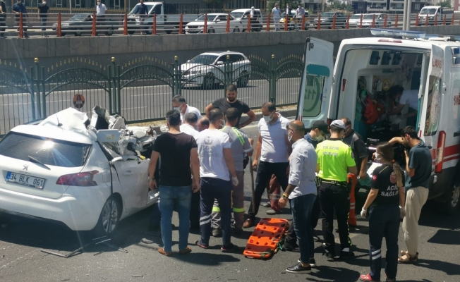 Diyarbakır’da aşırı hız ve dikkatsizlik kazaya neden oldu: 4 ağır yaralı