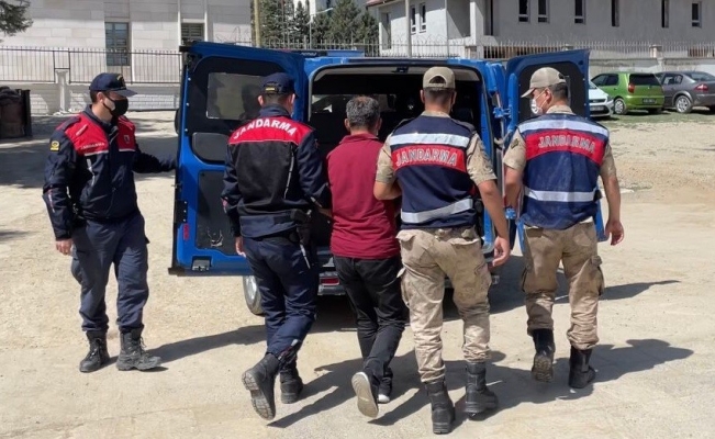 Elazığ’da FETÖ’den 6 yıl hapis cezası alan öğretmen yakalanıp, tutuklandı