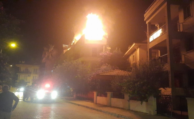 Fethiye’de çatı katı yangını